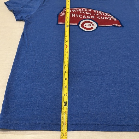 NWOT Chicago Cubs Heather Royal Wrigley Field Marquee Distressed Tee Size S - Picture 8 of 9